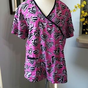 Scrubs top, XXL pink with hearts, Queen. DIVINE STRETCH.‎ SHORT SLEEVES